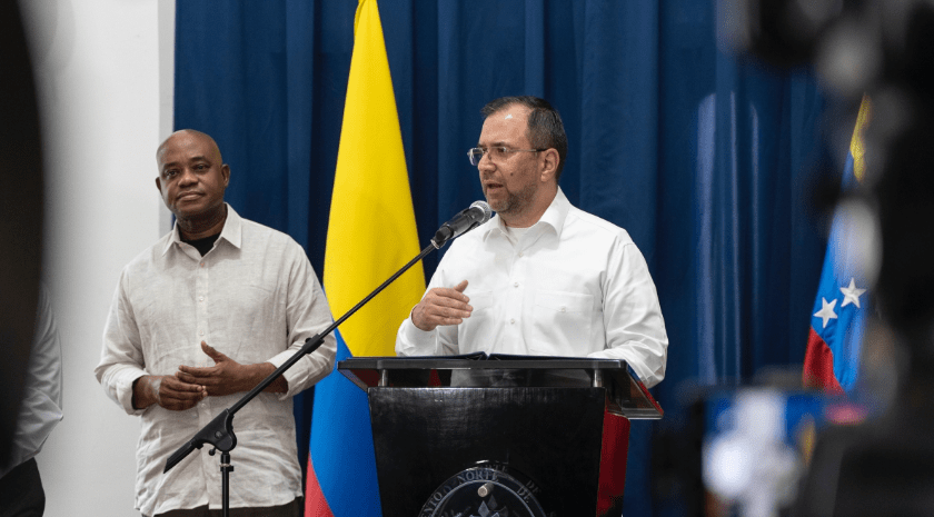 El canciller de Venezuela arremetió contra el Ministro de Relaciones Exteriores de Colombia