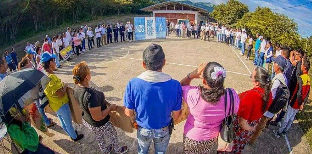 Gobernación anuncia nuevos proyectos de vivienda para Beltrán y Pulí