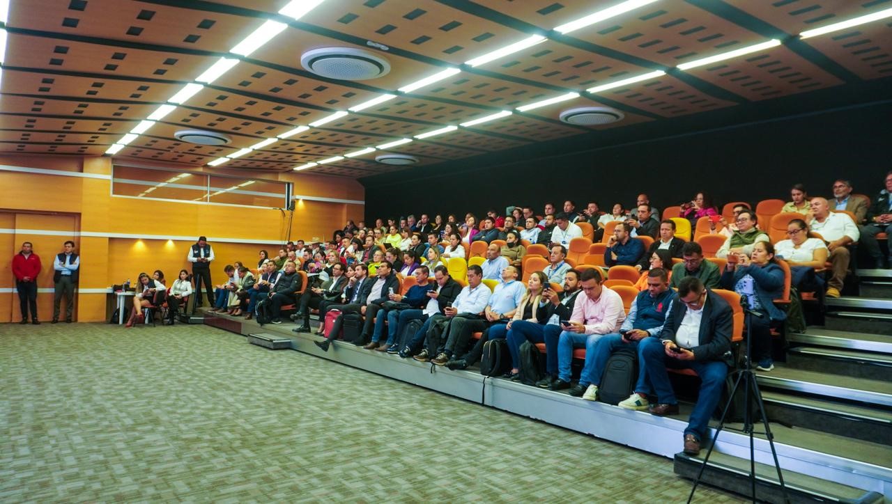 Cundinamarca impulsa su transformación con ‘Aqua Fuerza Empresarial’