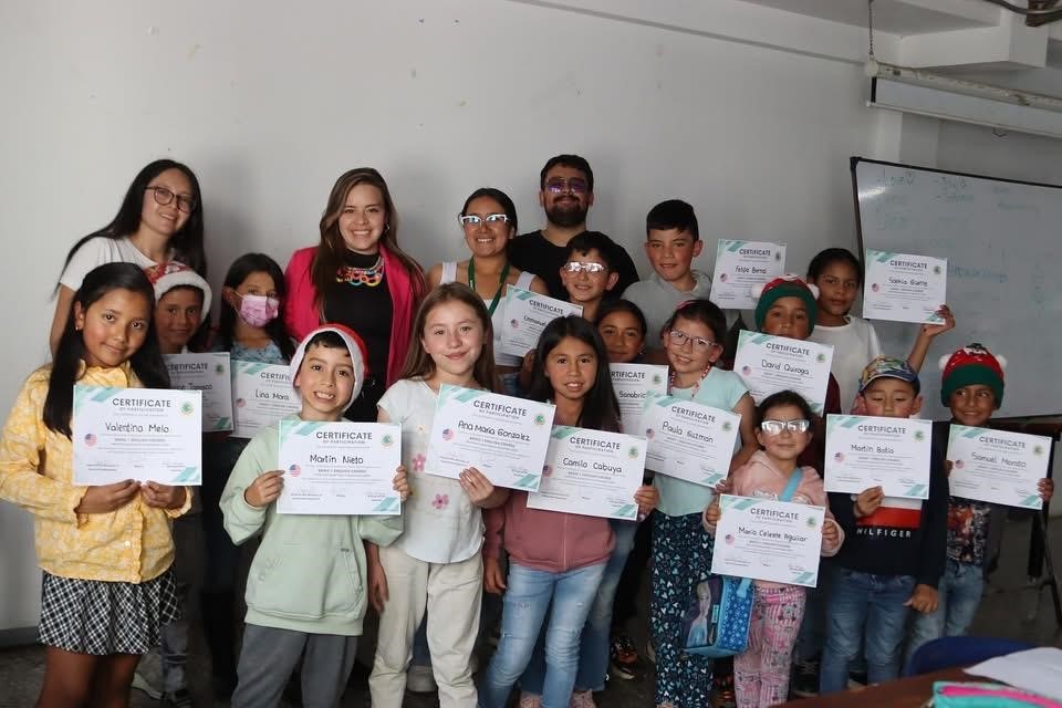En Chocontá reciben certificación en Inglés Básico
