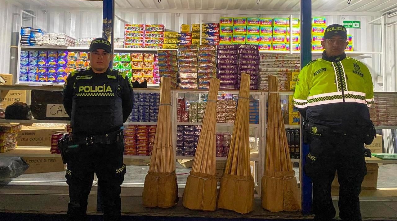 Escuadrón antipólvora en Bogotá incautó 2 toneladas en 10 días