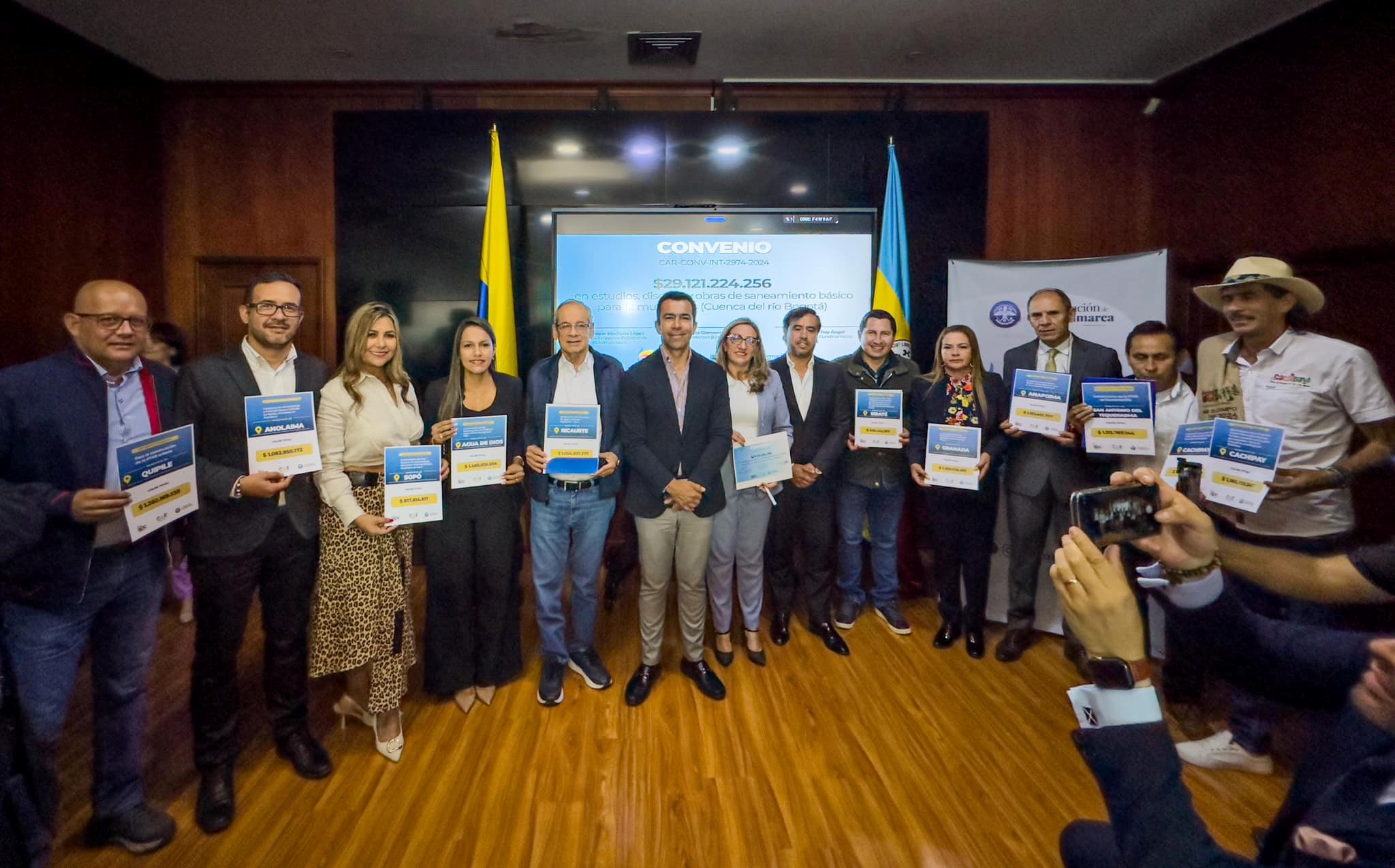 Histórica inversión para el saneamiento del río Bogotá beneficia a 12 municipios