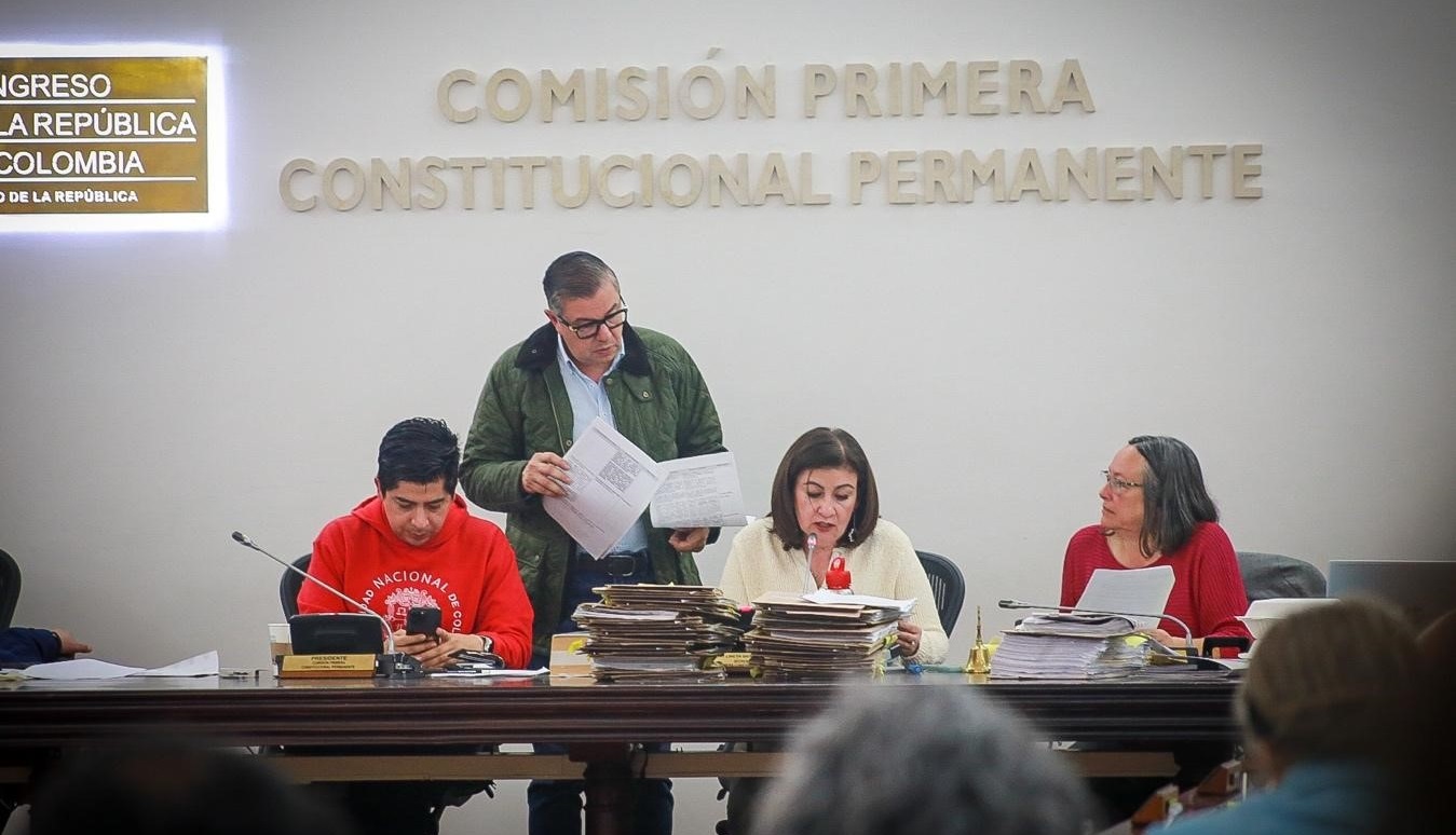 Comisión Primera del Senado aprobó en tercer debate la reforma política