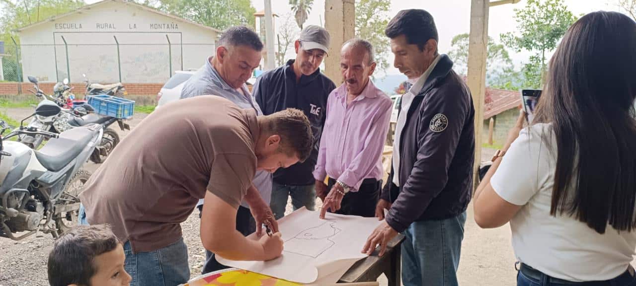 Bituima se transforma con ‘Alcaldía a Tu Vereda’ acercando servicios esenciales a la comunidad rural