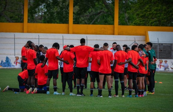 Colombia va por una victoria frente a Chile en su debut en el Sudamericano Sub-17