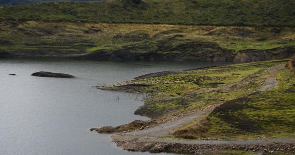 Se mantiene el racionamiento de agua en Bogotá debido a la lenta recuperación de embalses