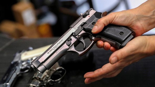 Nuevos requisitos para permisos y registro de armas en Colombia