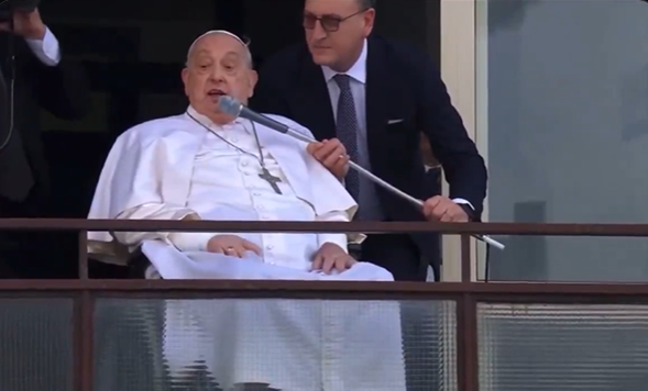 El Papa Francisco reaparece ante el mundo