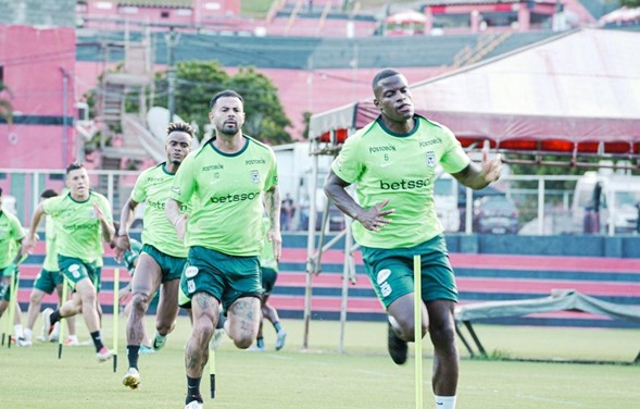 Nacional se mide a Bahía por el liderato del grupo F de la Copa Libertadores