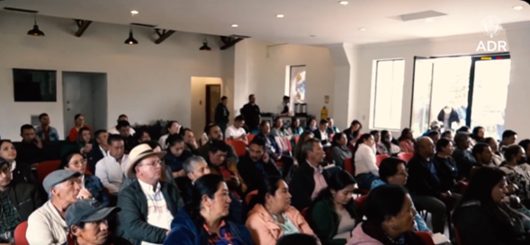 Lecheros del Valle de Ubaté crearán agroindustria para transformar el futuro rural