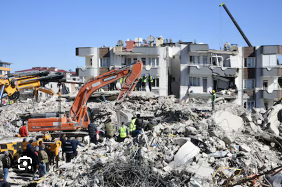 Sismo de magnitud 6,2 sacude Estambul