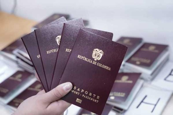 Los Colombianos tendrán que reprogramar cita para su pasaporte