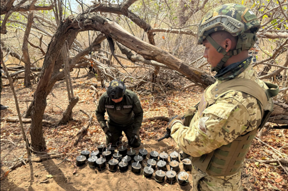 Desmantelan depósito de explosivos del ELN en La Guajira