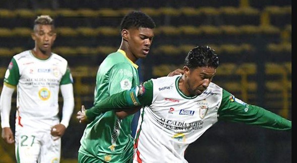 Real Cundinamarca goleó a Real Cartagena y se afianzó en el grupo de los ocho