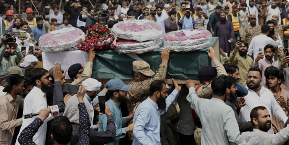 Pakistán advierte represalias tras ataque aéreo de la India