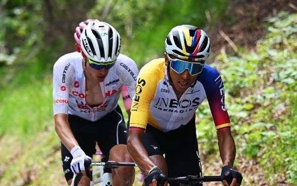 Egan Bernal fue quinto en la etapa 11 del Giro de Italia