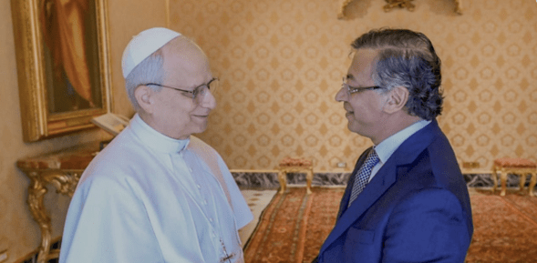 Petro propone al Vaticano como sede de diálogo con el ELN