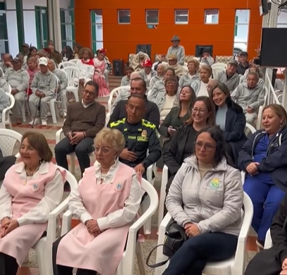 ‘Compartiendo Saberes’, proyecto educativo para adultos mayores de Cundinamarca
