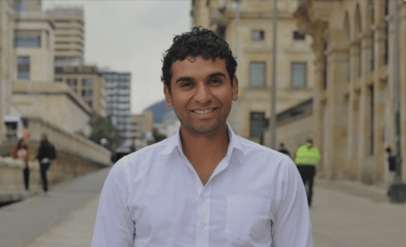 David Racero, acusado de promover oferta laboral precarias