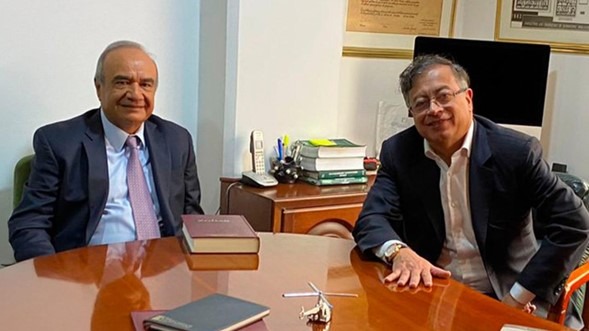 Héctor Carvajal, abogado del presidente Petro, nuevo magistrado de la Corte Constitucional