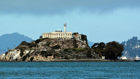 Trump ordena reabrir y ampliar la prisión de Alcatraz