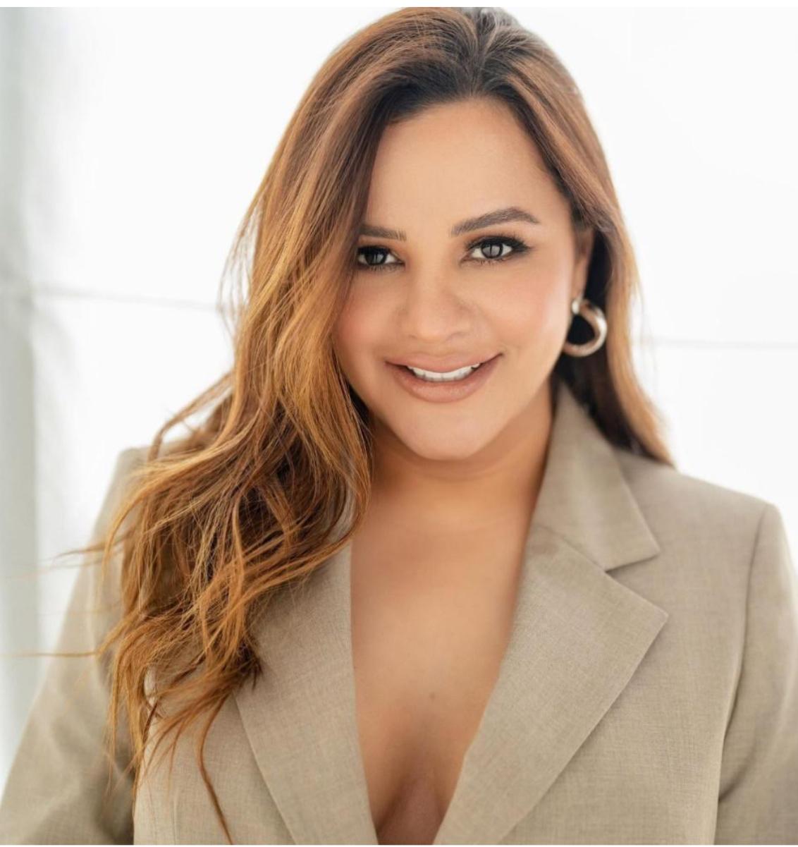 Yenny Saldarriaga: la contadora de las estrellas que convierte los números en oportunidades de vida