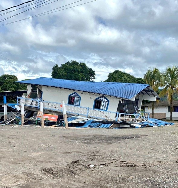 Más de 350 familias afectadas tras fuerte sismo en el oriente del país