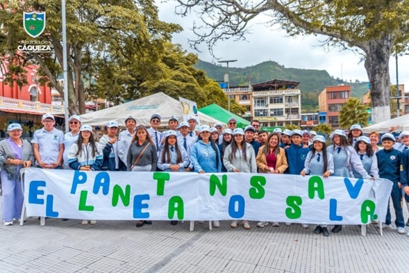 Feria ambiental fortalece el compromiso con el cuidado del planeta en Cáqueza
