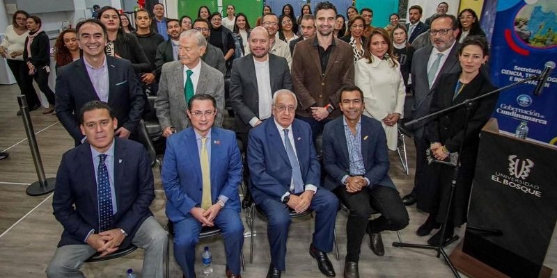 Abren convocatoria con 300 becas para estudios de maestría