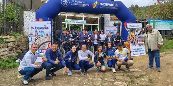 Instituciones educativas en Cundinamarca podrán recibir biciparqueaderos y bicitalleres