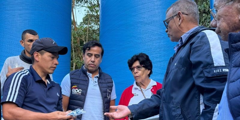 Certificación gratuita válida experiencia de trabajadores del agua y el aseo