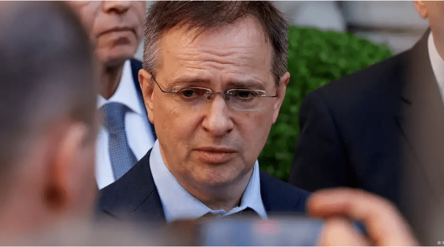 Rusia acusa a Ucrania de aplazar canje de prisioneros y entrega de cuerpos de soldados caídos