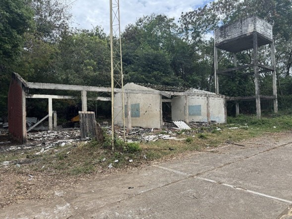 Avanza la demolición del antiguo bloque del Colegio Nacional Francisco Manzanera
