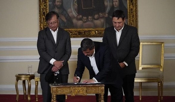 Fiscalía imputó cargos a exdirector de Función Pública del gobierno Petro