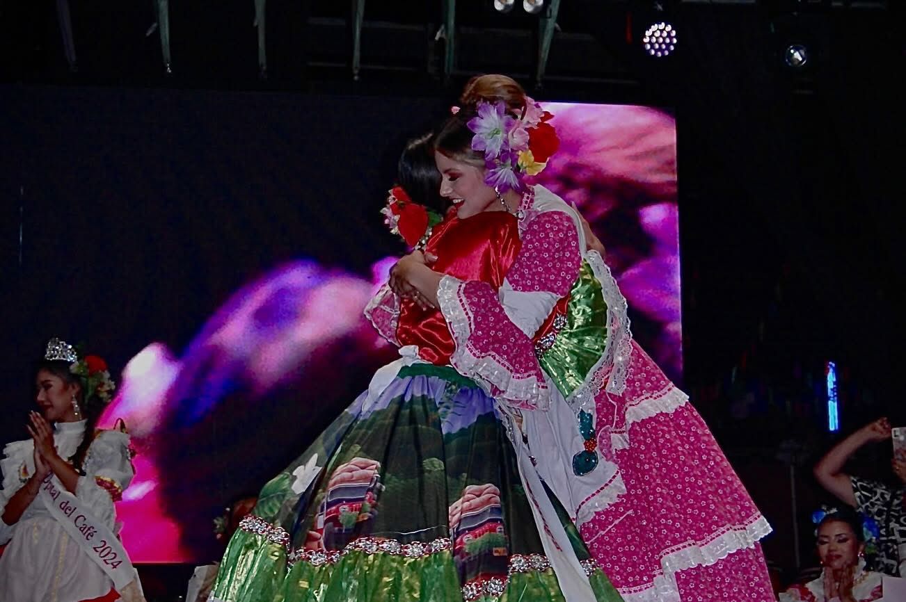Viotá corona a María Fernanda Parra como la nueva reina del Café 2025